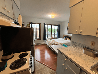 215 1/2 Main Ave S unit 6 - undefined, undefined