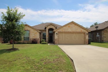 8105 Gristmill Ln - Temple, TX