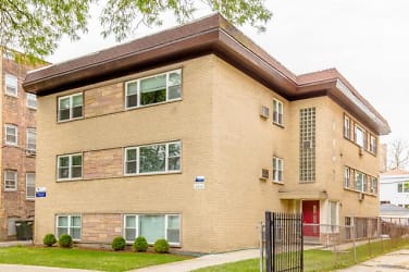 4816 N Springfield Ave - Chicago, IL