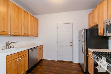683 W Wrightwood Ave - Chicago, IL