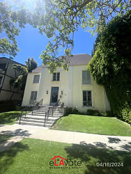 129 S Oakhurst Dr - Beverly Hills, CA