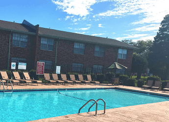 5111 Orchard Rd - Pascagoula, MS