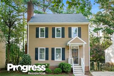 7309 Bassett Hall Ct - Raleigh, NC