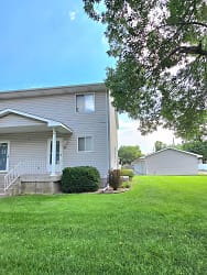 411 S Madison St - Grand Island, NE