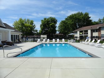The Summit At Mill Creek Apartments - Lancaster, PA