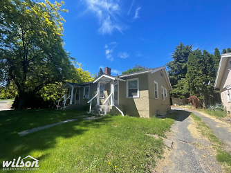 704 S 19th Ave - undefined, undefined