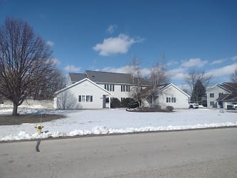 2218 Valley Rd - Plymouth, WI