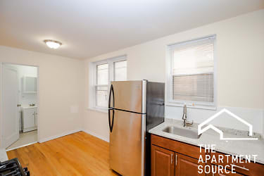 5017 W Cermak Rd unit 10 - undefined, undefined