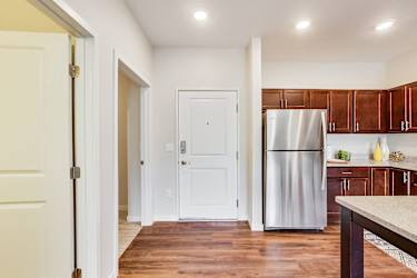 Eastgate Apartments - Rochester, MN