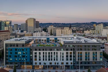 Lydian Apartments - Oakland, CA