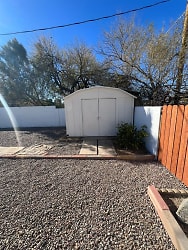 4449 E Elmwood St - Tucson, AZ
