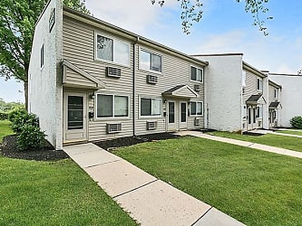 Lincoln Park Apartment Homes - West Lawn, PA