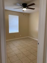 200 Hunters Ln unit 220 - undefined, undefined