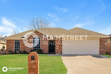 1710 Hope Town Dr - Mansfield, TX
