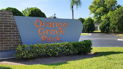 38 Tangerine Ct - Lehigh Acres, FL