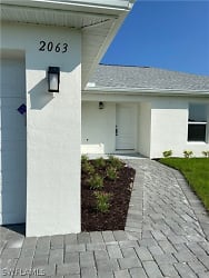2063 NW 16th Terrace - Cape Coral, FL