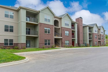 Academy Park Apartments - New Albany, IN