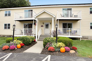 Saratoga Garden Apartments - Saratoga Springs, NY