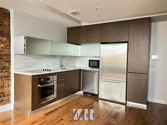72 Willoughby St unit 4 - Brooklyn, NY