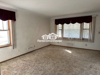 811 E Main St - undefined, undefined