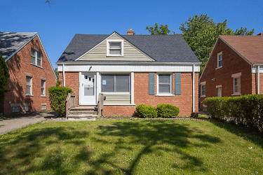 5658 South Blvd - Maple Heights, OH
