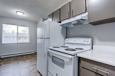 ARBOR VIEW APTS Apartments - Portland, OR