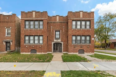 7202 S Indiana Ave #2R - Chicago, IL