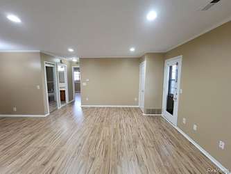 34917 Hamilton Dr - Fraser, MI