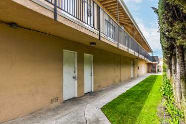 Terrace View East Apartments - Anaheim, CA