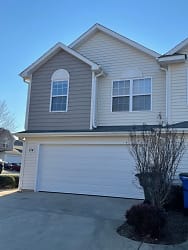 214 Clusters Cir - Mooresville, NC