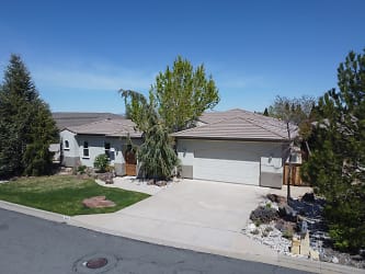 2616 Spearpoint Dr - Reno, NV