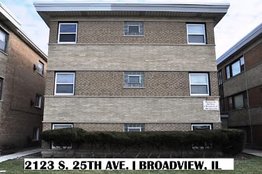 2123 S 25th Ave unit 1E - Broadview, IL