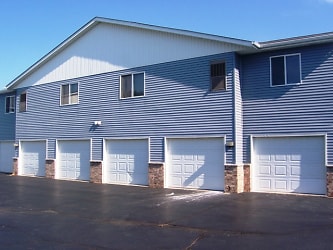 307 Meadowview Ct unit 307MV-12 - Waterford, WI
