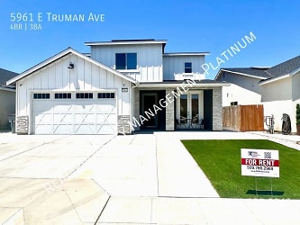 5961 E Truman Ave - Fresno, CA