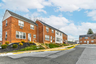 Willow Crest Apartments - Whitehall, PA