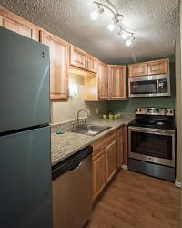 17611 W 16th Ave - Golden, CO