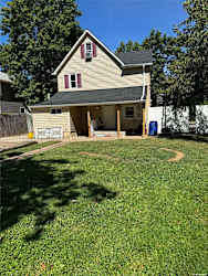 69 Pinebrook Ave - West Hempstead, NY