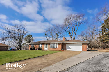 9 Nordell Ct - Florissant, MO