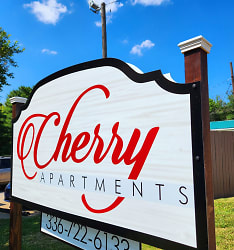 300 S Cherry St&lt;/br&gt;Apt A 300 CHERRY A - Kernersville, NC
