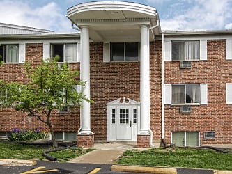 Wright Landing Apartments - Dayton, OH
