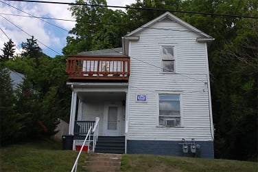 133 Franklin Ave unit A - Athens, OH