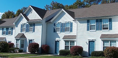 33 White Pond Ct - Absecon, NJ