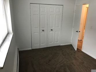 1458 W 114th St unit 2 - Cleveland, OH