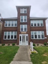 1220 Market Ave N unit 4 - Canton, OH