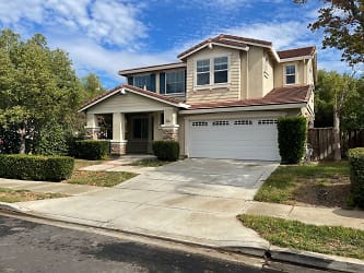 306 Foothill Dr - Brentwood, CA