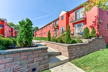 Maple Hill Apartments - Horsham, PA