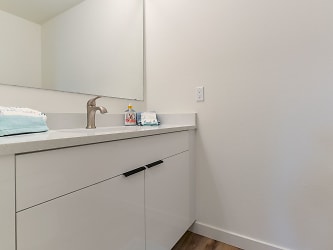 14620 NE 32nd St Condo F-19 - undefined, undefined