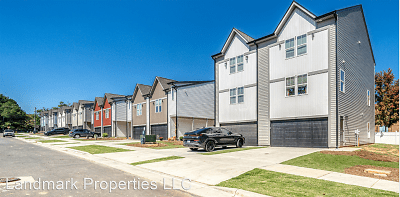 Brand New Luxury 3 Bedroom Townhomes Apartments - Pineville, NC