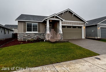 6125 Henshaw St. SE - Albany, OR