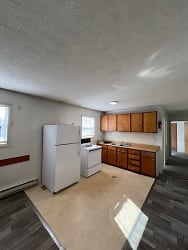 341 Madison St unit A - Nelsonville, OH